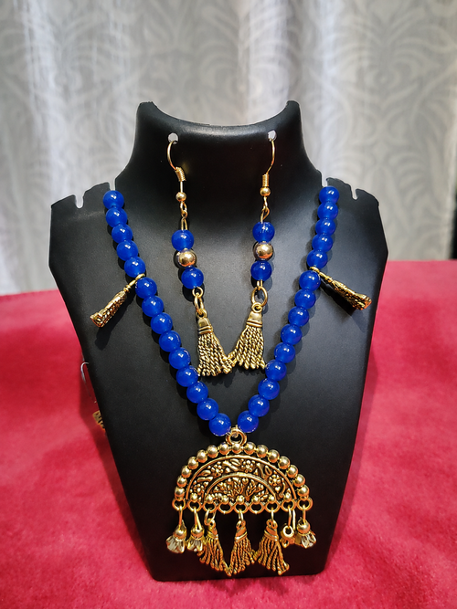 Beaded latkan set